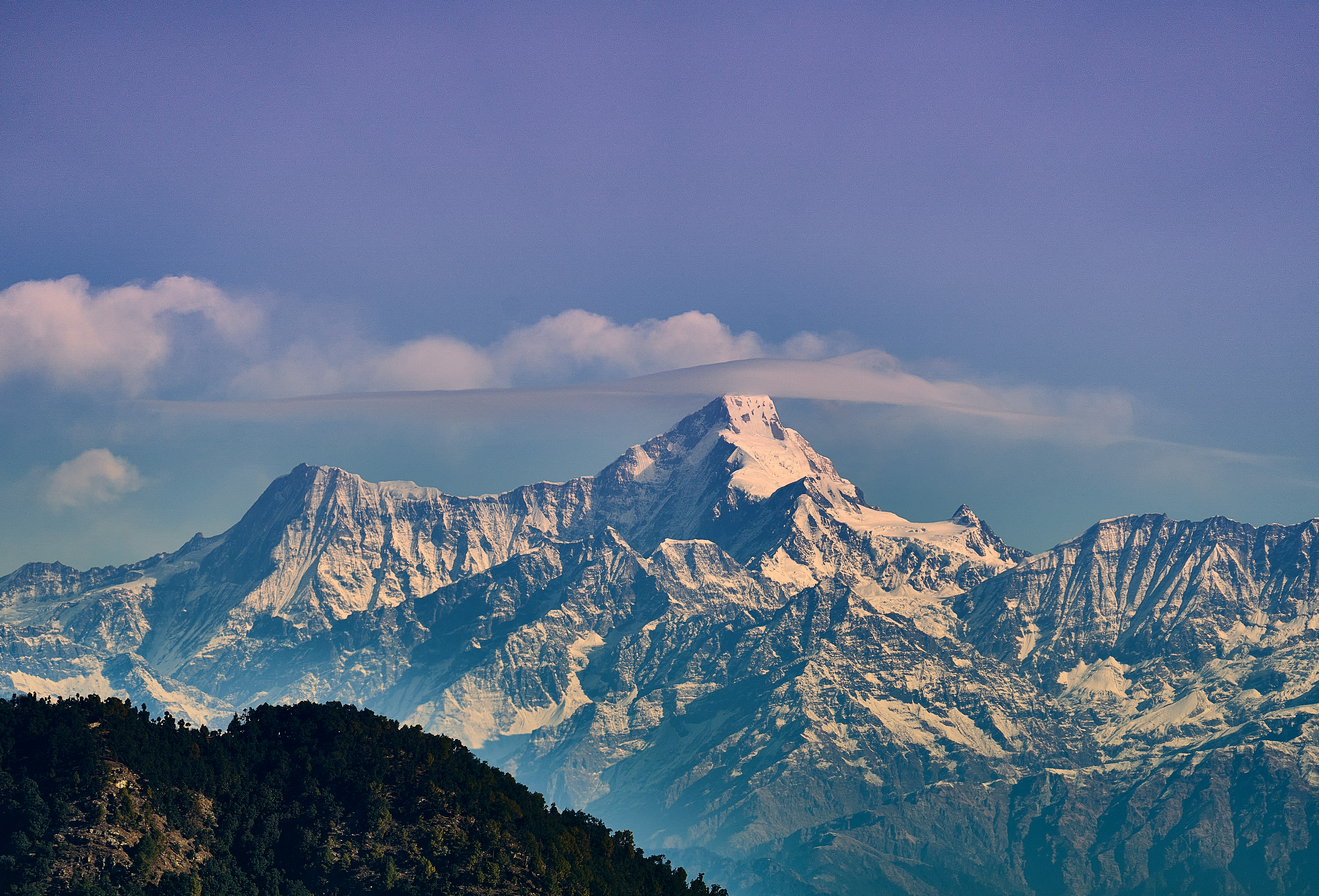 Majestic Himalayan Mountains - The Source of Himalayan Spirituality
